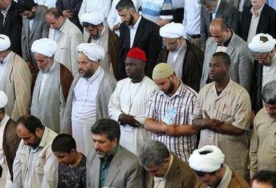 چه تفاوتی در نماز شیعه و سنی وجود دارد؟
